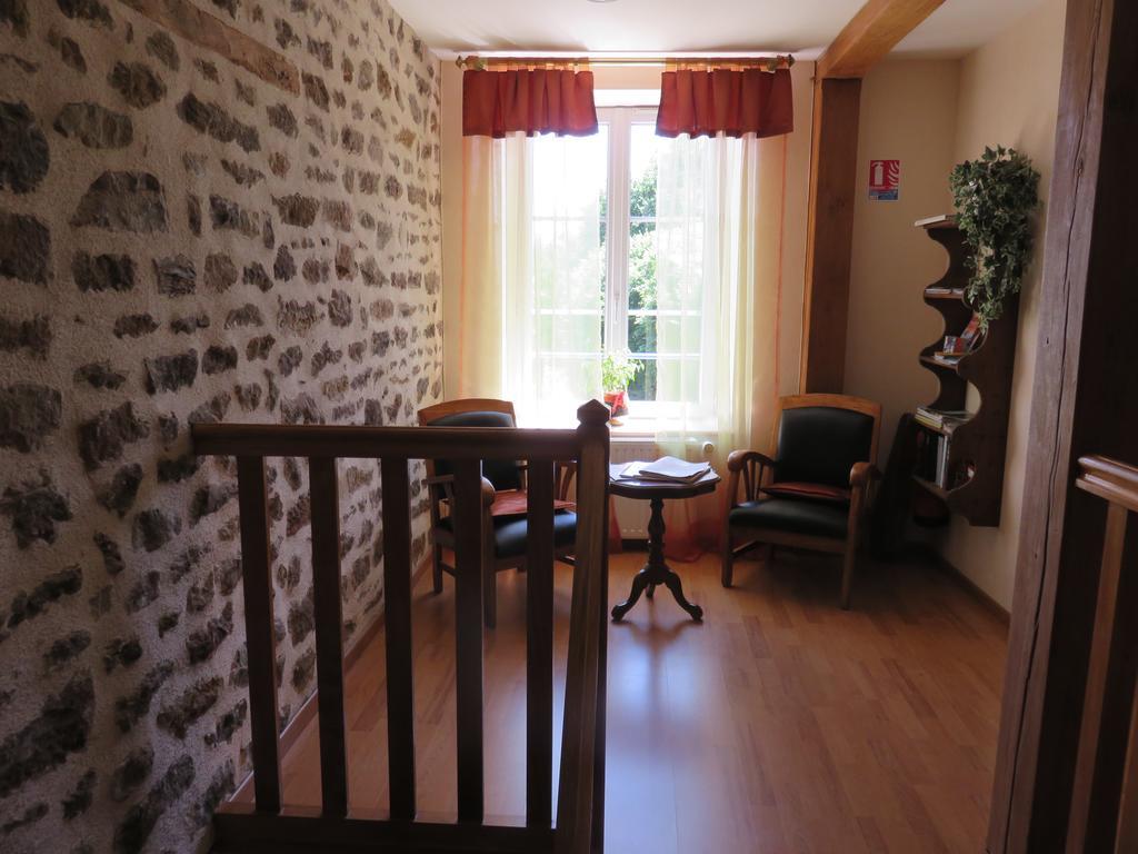 Moitron-sur-Sarthe Les Quatre Saisons Bed & Breakfast エクステリア 写真