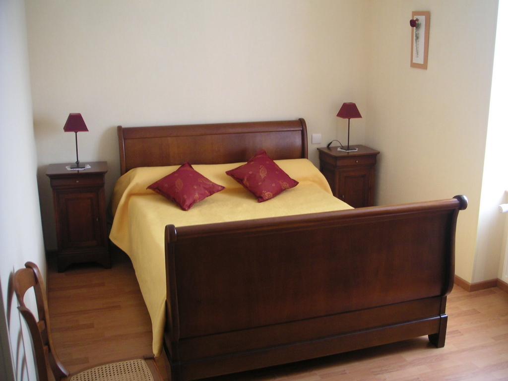 Moitron-sur-Sarthe Les Quatre Saisons Bed & Breakfast エクステリア 写真